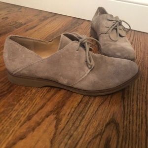 Franco Sarto Tan Suede loafers